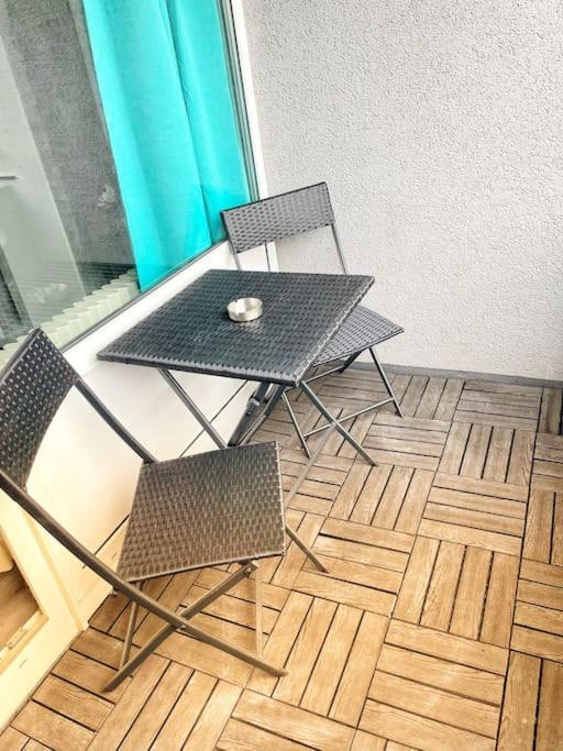 Apartment Naehe Flughafen Dus Дюссельдорф Экстерьер фото